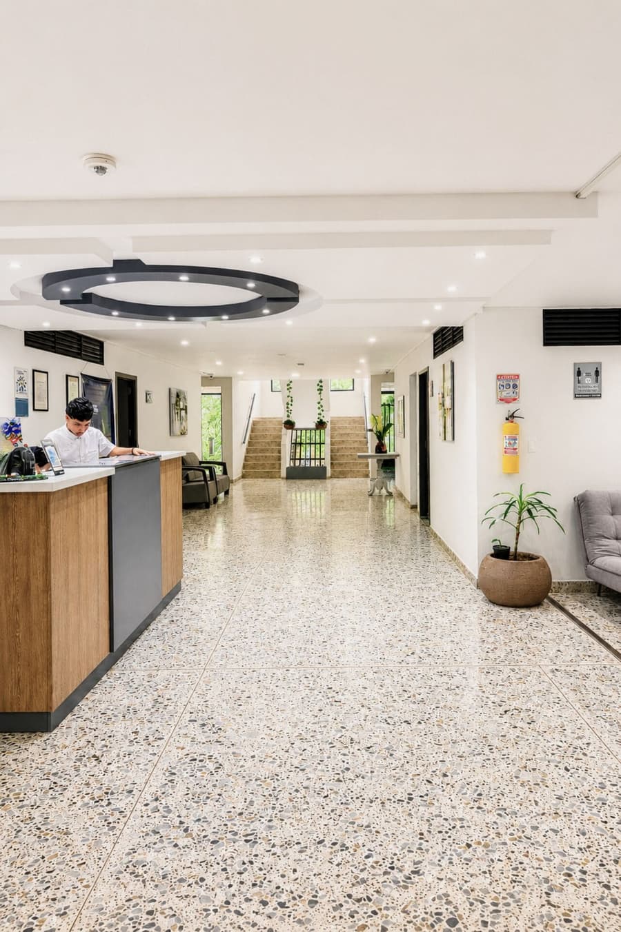 Hotel Ofix - Laureles