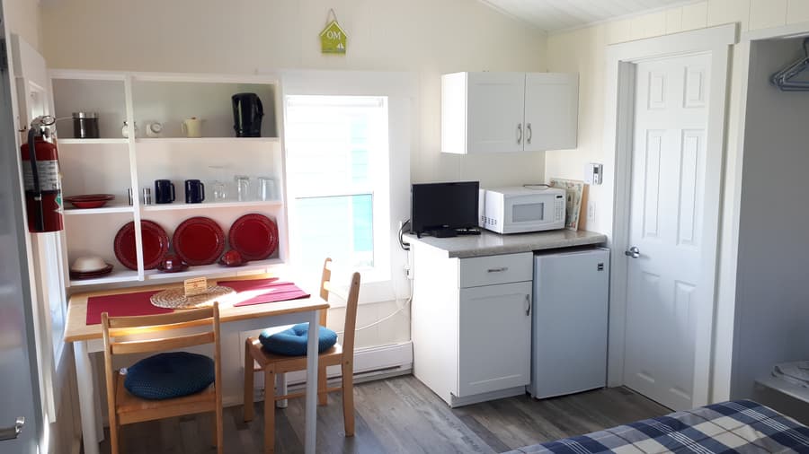 Atlantic View Motel & Cottages