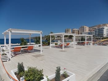 Sunset Suites