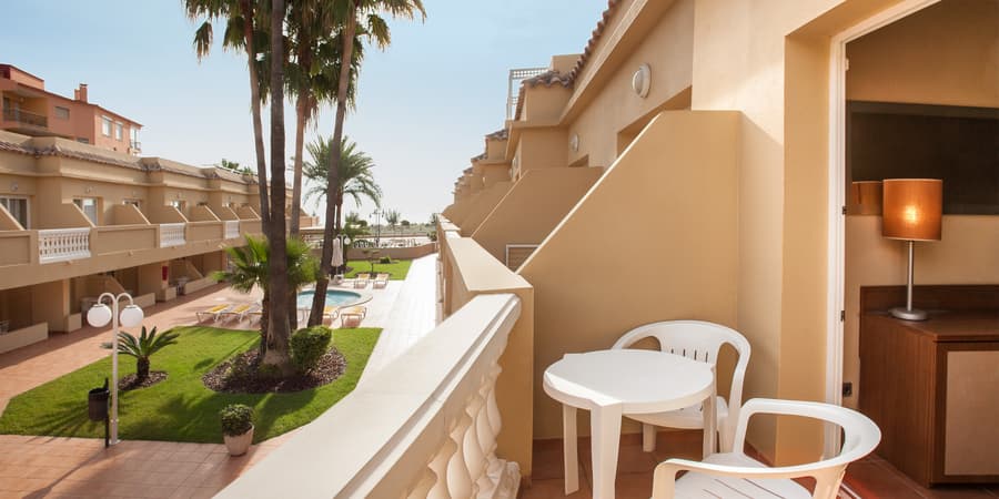 RH Casablanca Suites