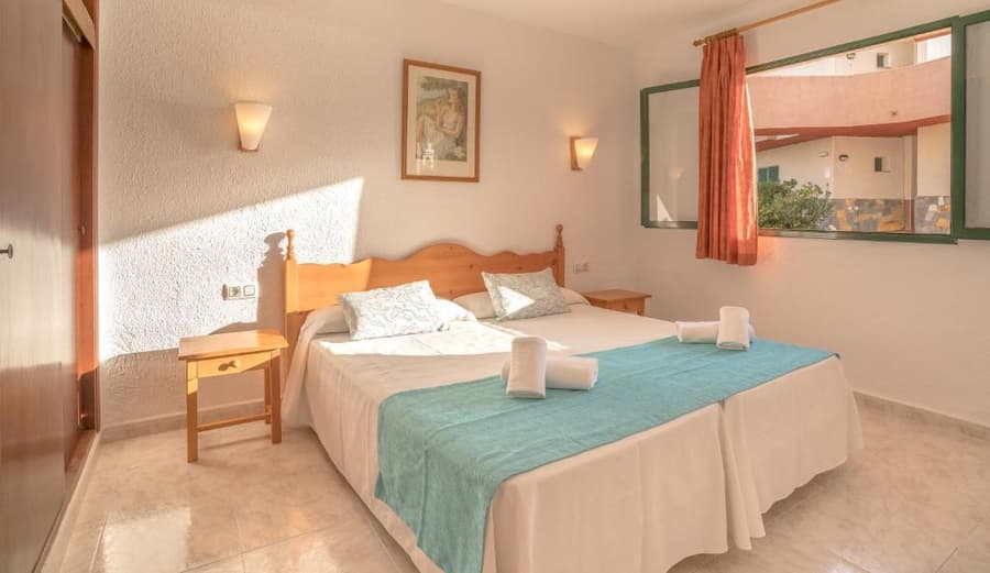 Apartamentos Lentiscos by MIJ