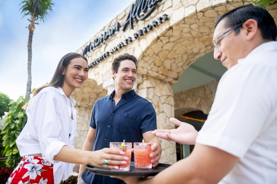 Wyndham Alltra Playa del Carmen Adults Only All In