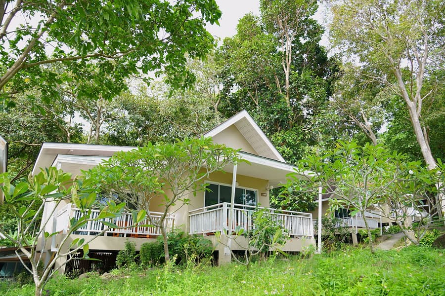 Phi Phi Bayview & Premier Resort
