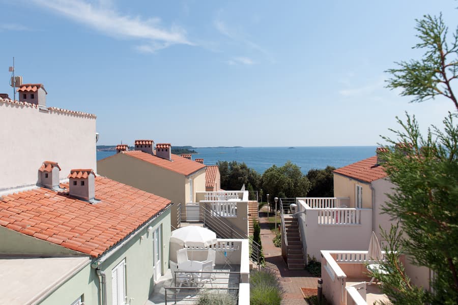 Maistra Select Amarin Resort
