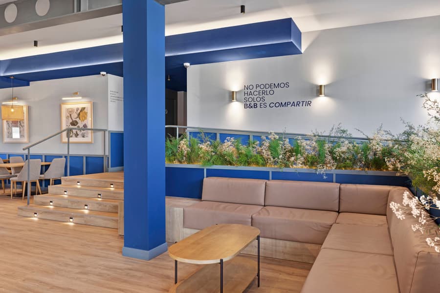 B&B HOTEL Girona 2