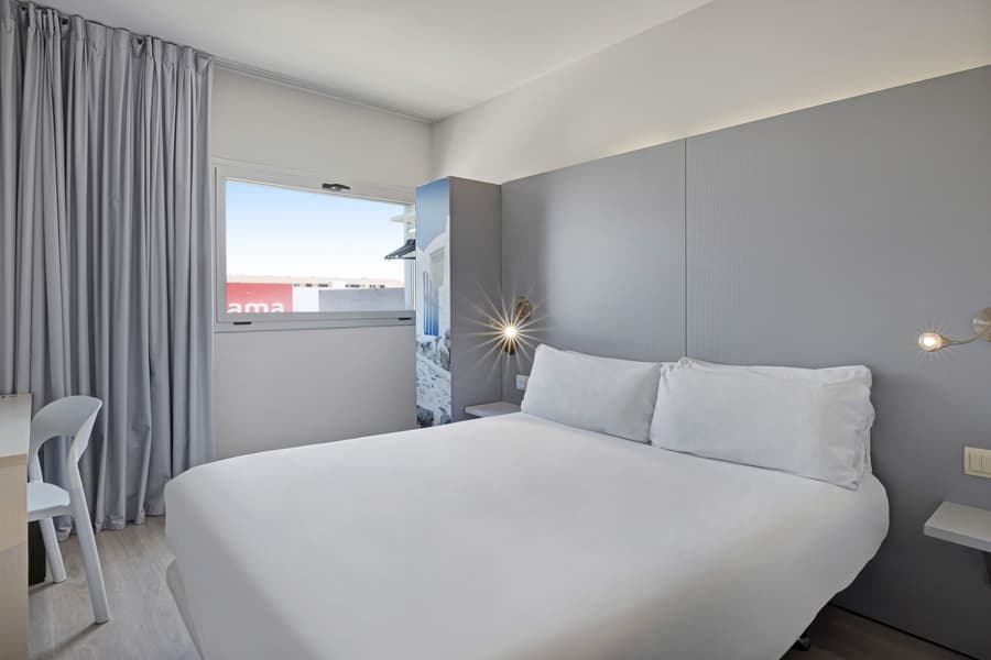 B&B HOTEL Girona 2