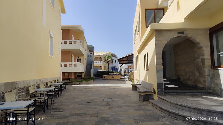 Niros Beach