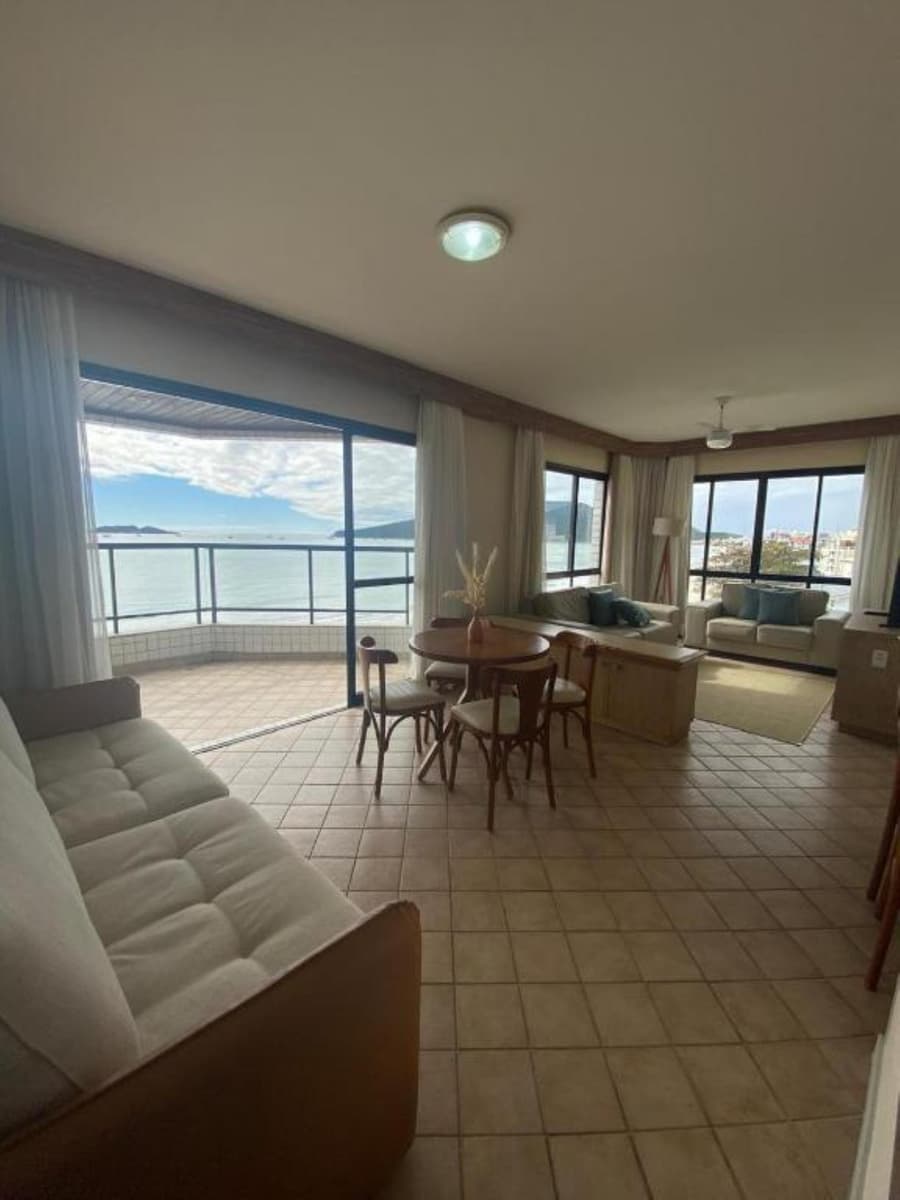 Ingleses Praia Hotel