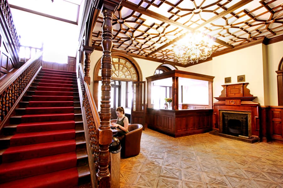 Palmers Lodge Swiss Cottage