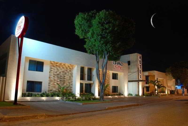 Grand City Hotel 