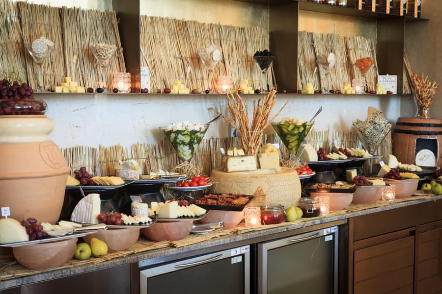 The Mangroves Abu Dhabi, LXR Hotels & Resorts