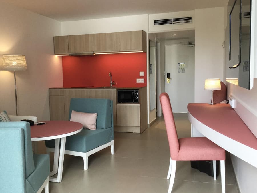 La Creole Beach Hotel & Spa
