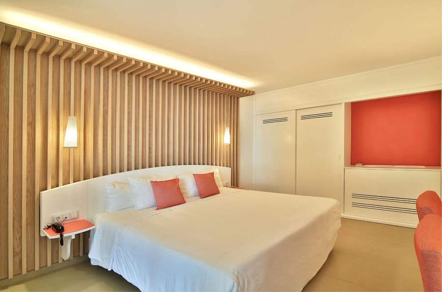 La Creole Beach Hotel & Spa