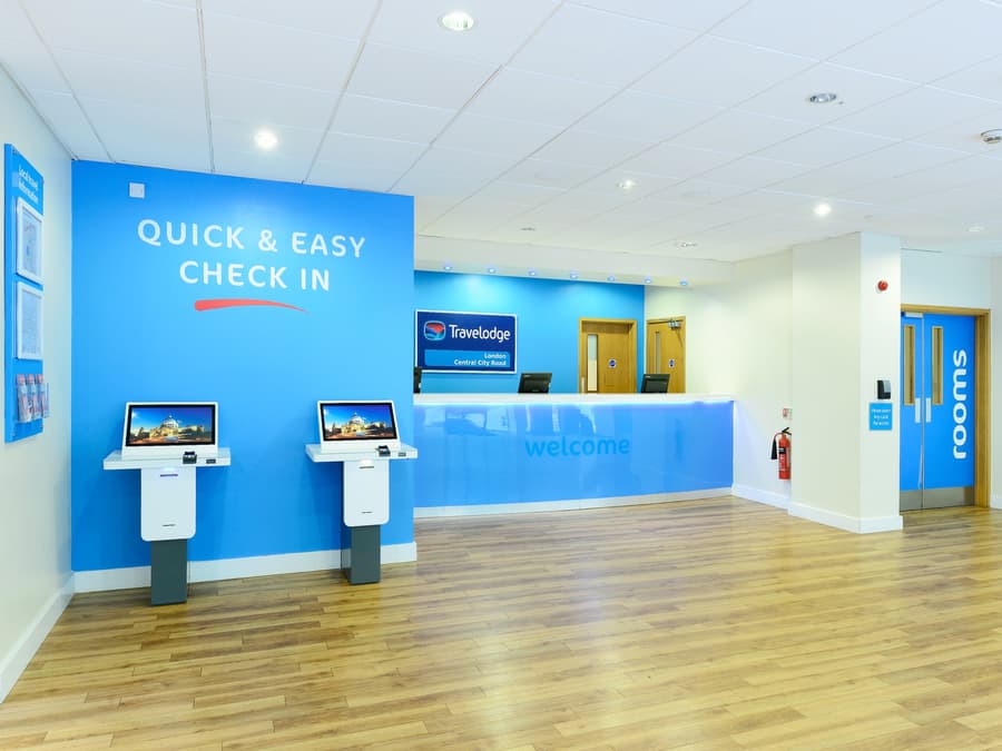 Travelodge London Central City Road