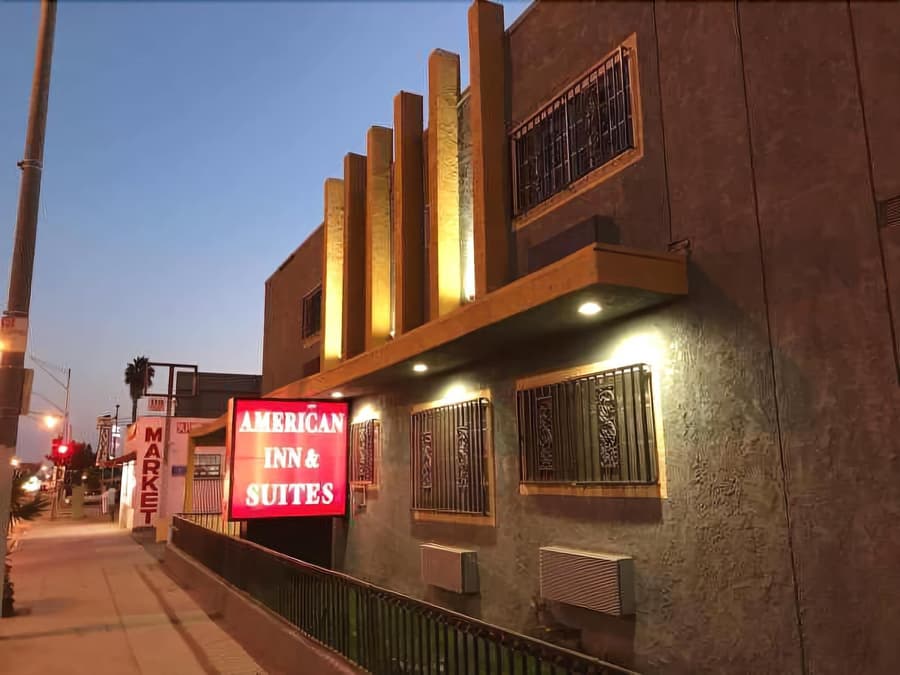 The Atlas Inn & Suites LAX