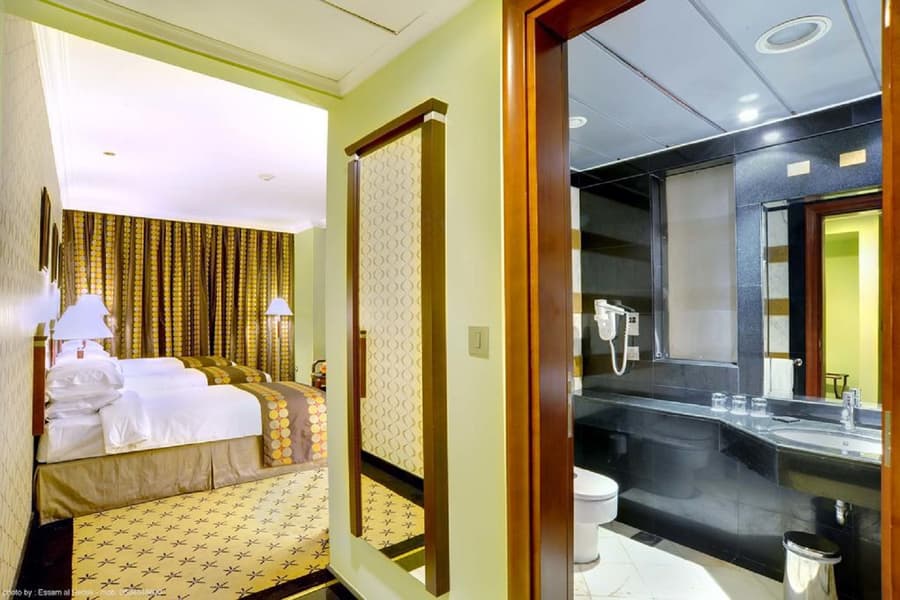 Leader Al Muna Kareem Hotel