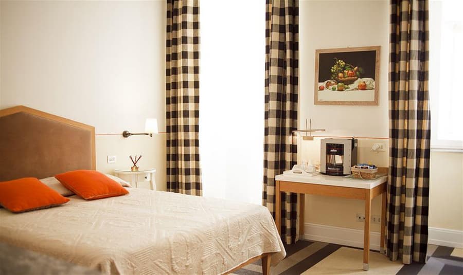 Piazza Di Spagna Prestige Hotel