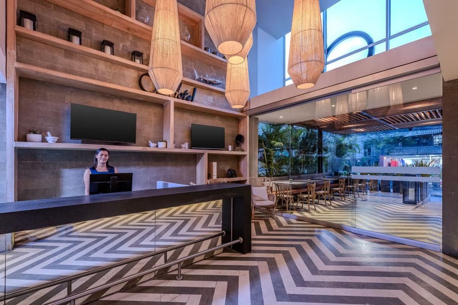 Oz Hotel