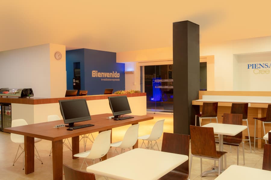 One Cancun Centro