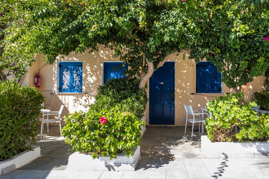 Vanas Apartments