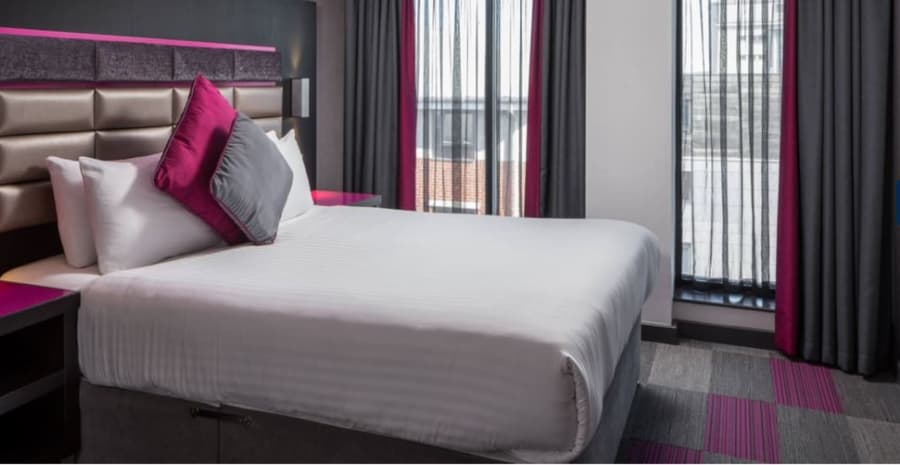 Roomzzz Nottingham