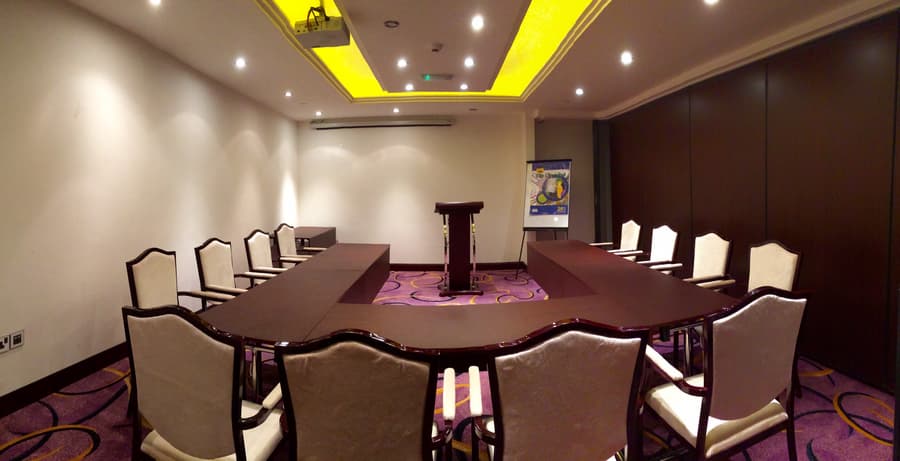 Golden Tulip Downtown Hotel