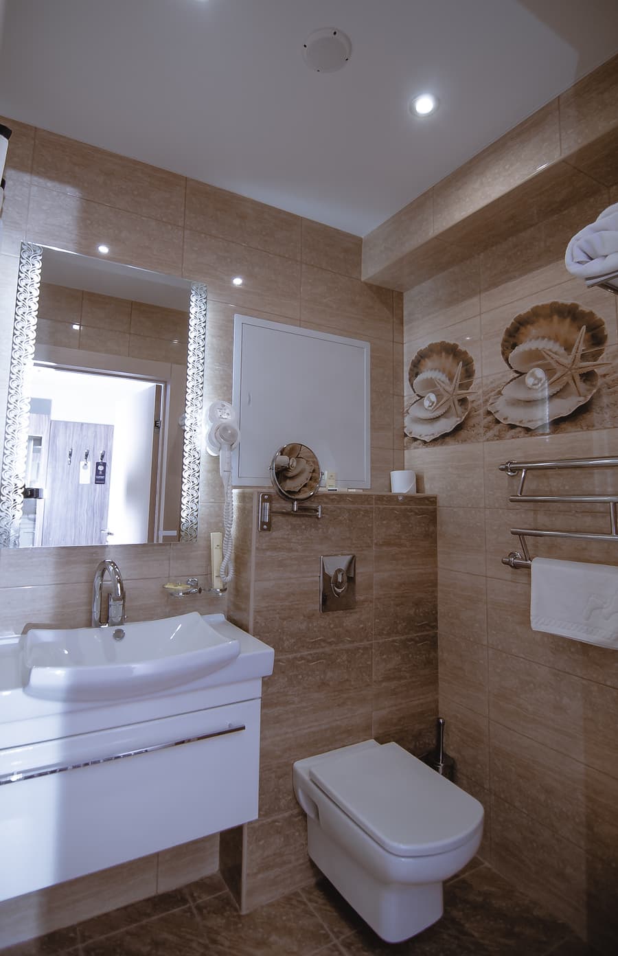 Denart Hotel