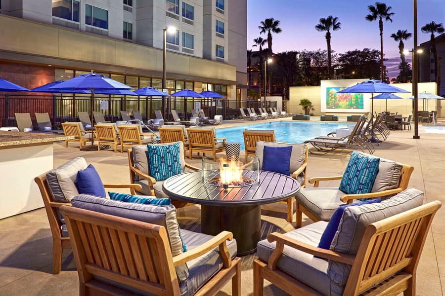 Anaheim Suites