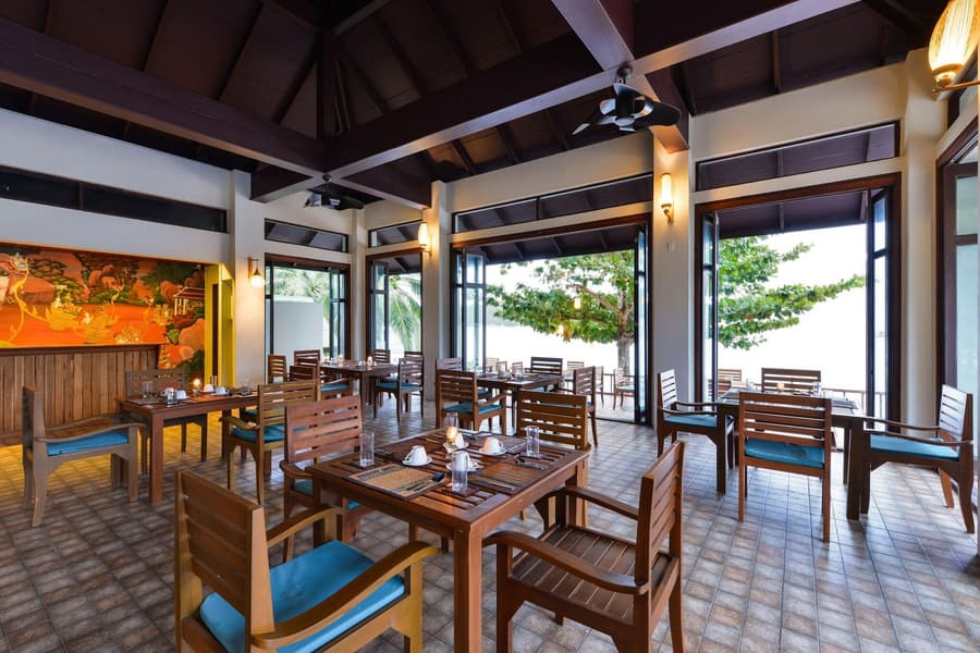 Pingchan Koh Phangan Beachfront Resort