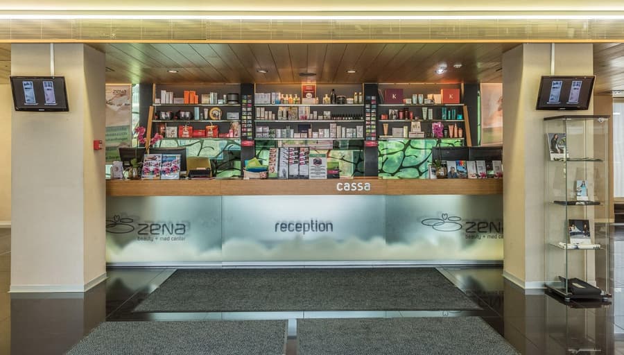 Hotel ZENA beauty & shopping center
