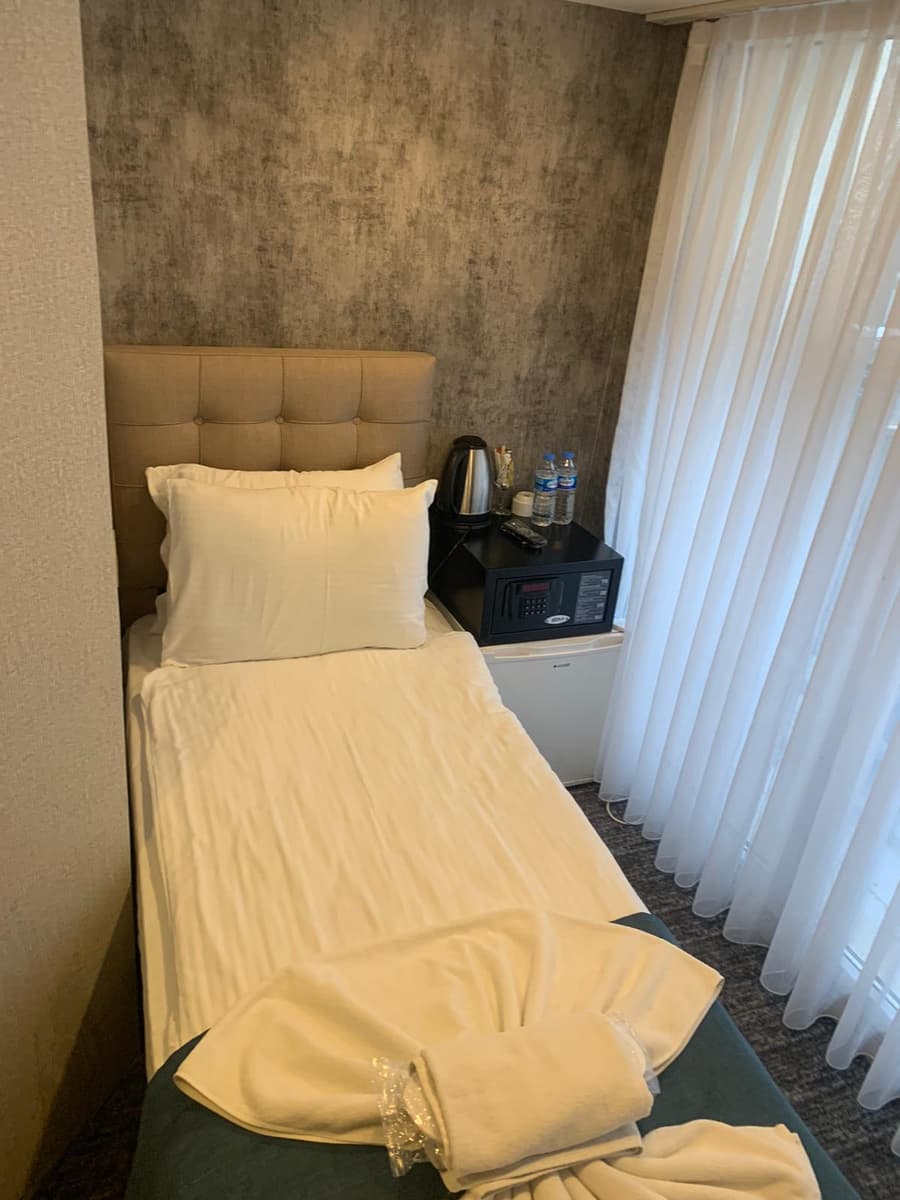 Weingart Seaside Hotel