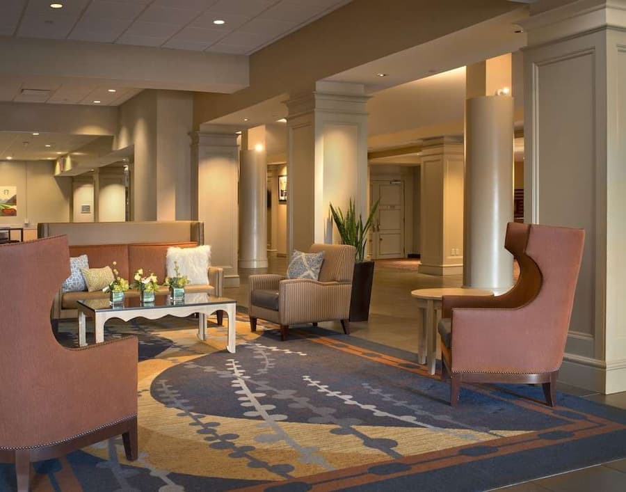 Doubletree By Hilton Hotel Boston North Shore