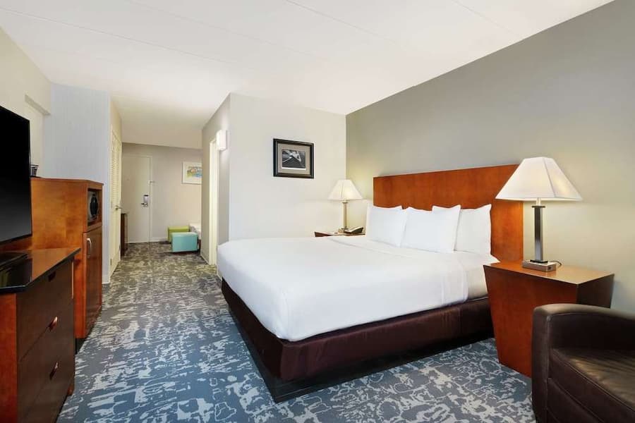 Doubletree By Hilton Hotel Boston North Shore
