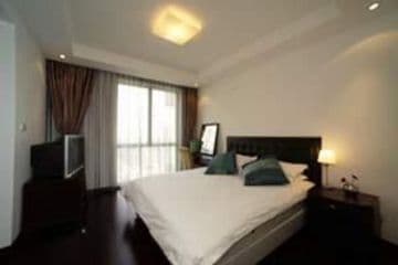 Rayfont Shanghai Celebrity Hotel & Apartment