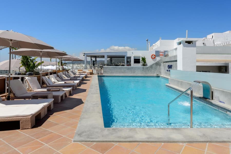 Hotel Cenit & Apts Sol y Viento