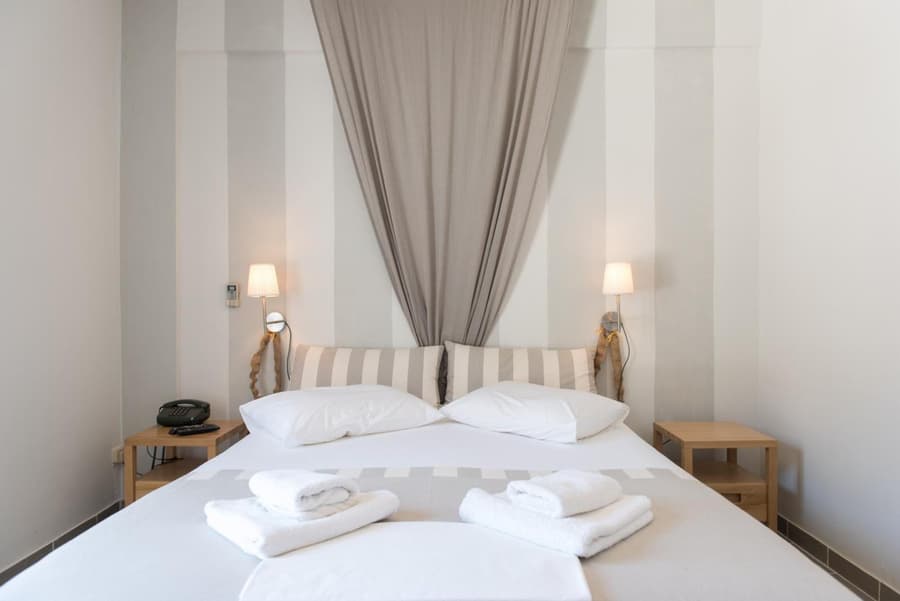 Aeolos Hotel
