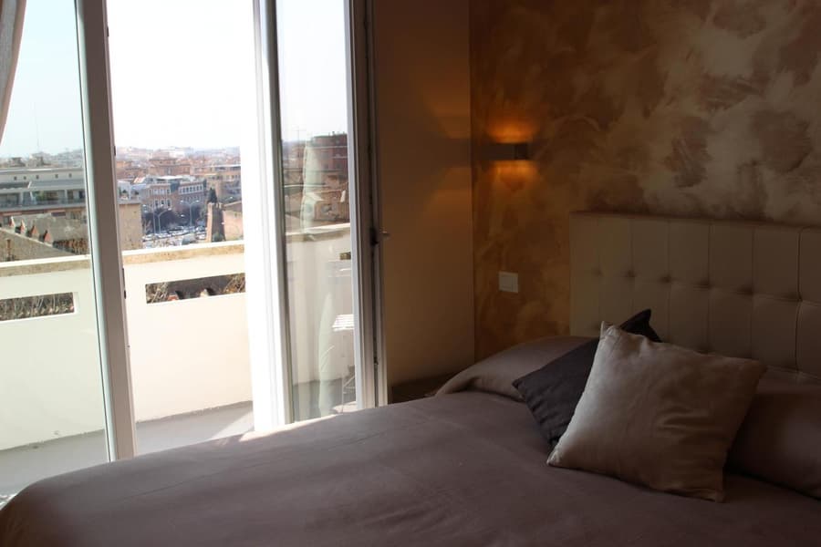 Windows on Rome