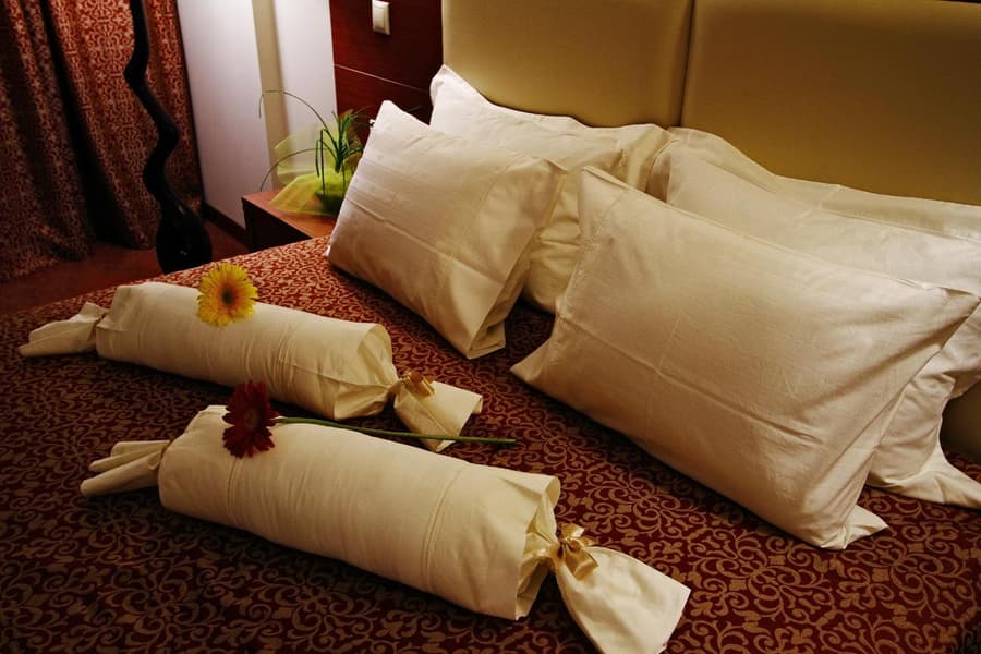 Siris Hotel