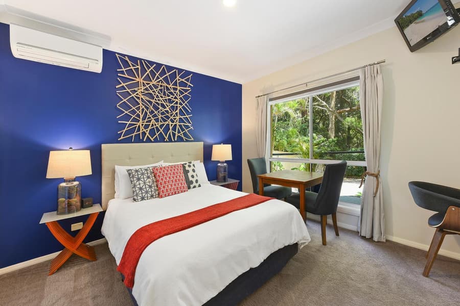 Azura Beach House B&B