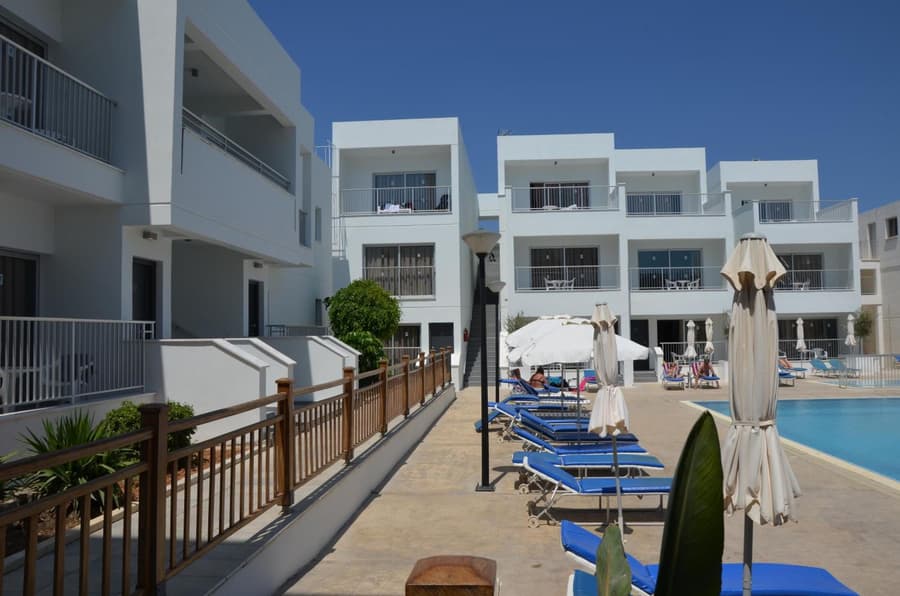 Sweet Memories Hotel Apts