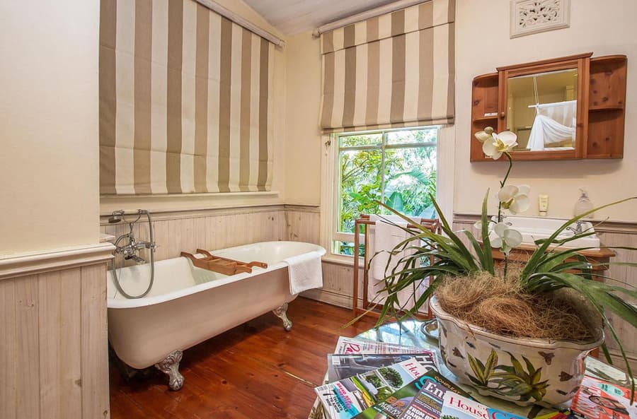 Goble Palms Guest Lodge & Urban Retreat