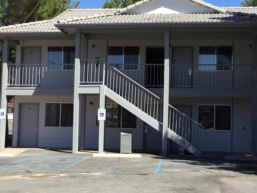 Exchange Club Motel
