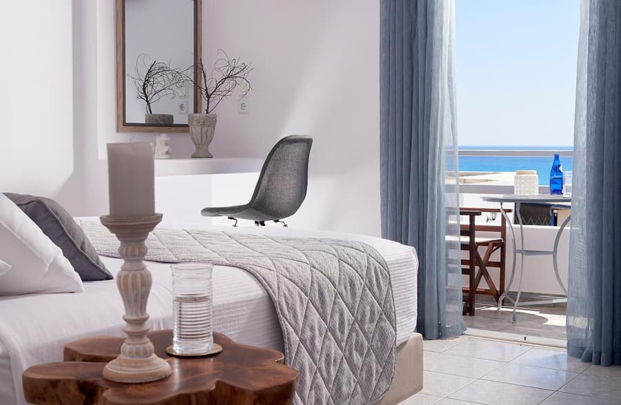 Muses Rooms Milos