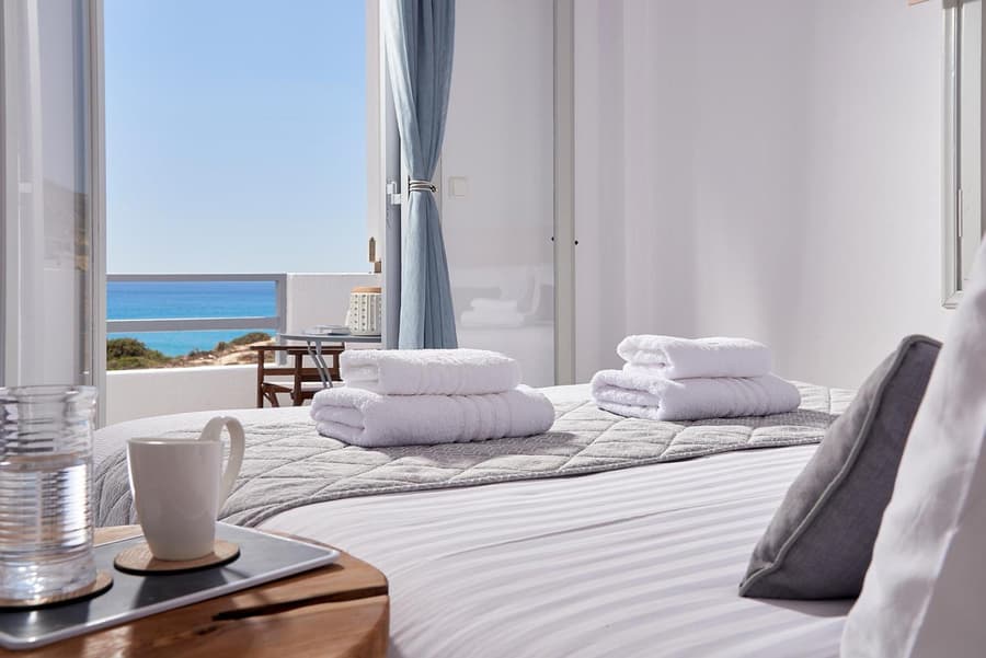 Muses Rooms Milos