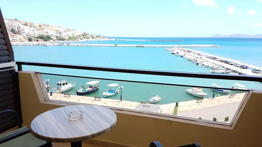 Elysee Hotel