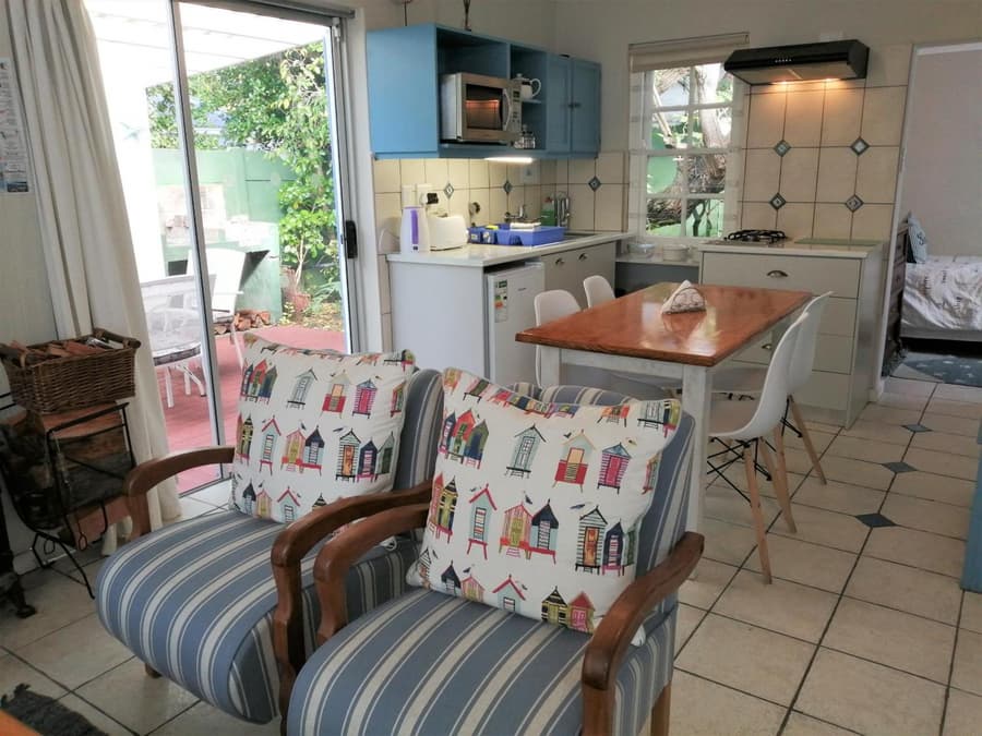 Eastbury Cottage