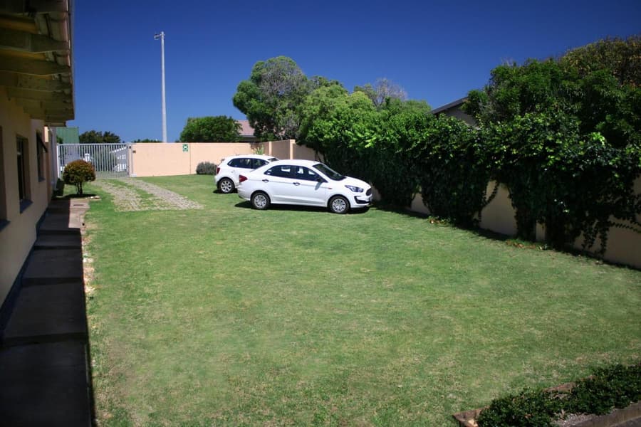 Avenues Guesthouse