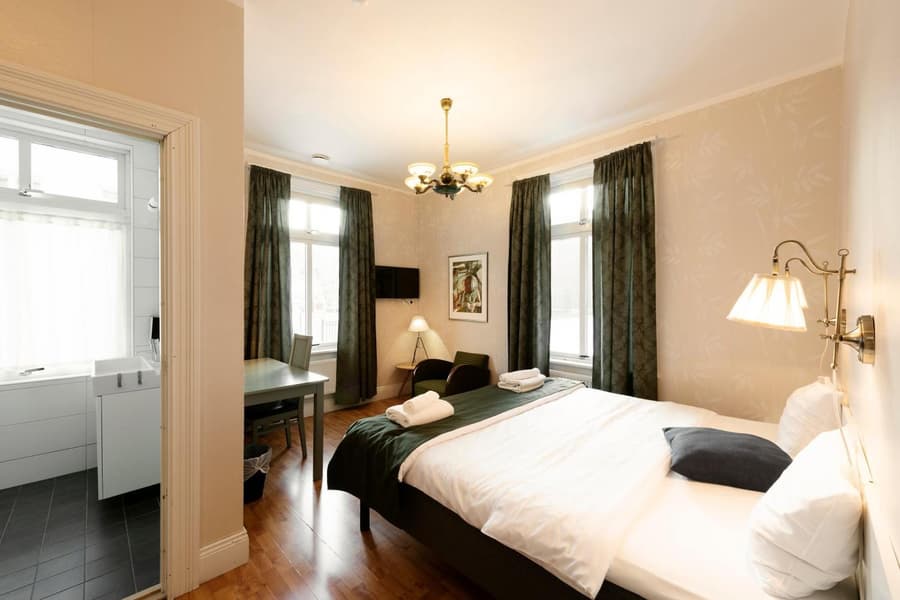 Hotell Amber & Naran