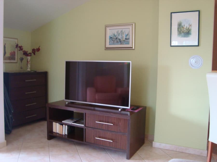 Apartments Eja