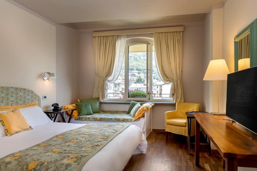 Bijou Hotel